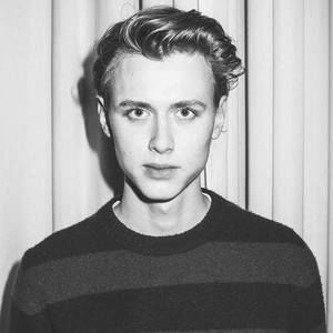 Meet your Posher, Wang